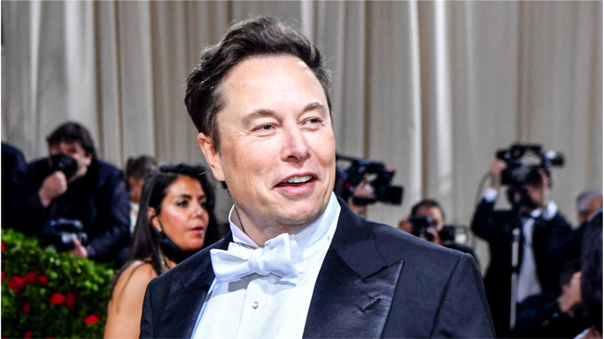 Fox Gives Prime Time Show to Elon Musk