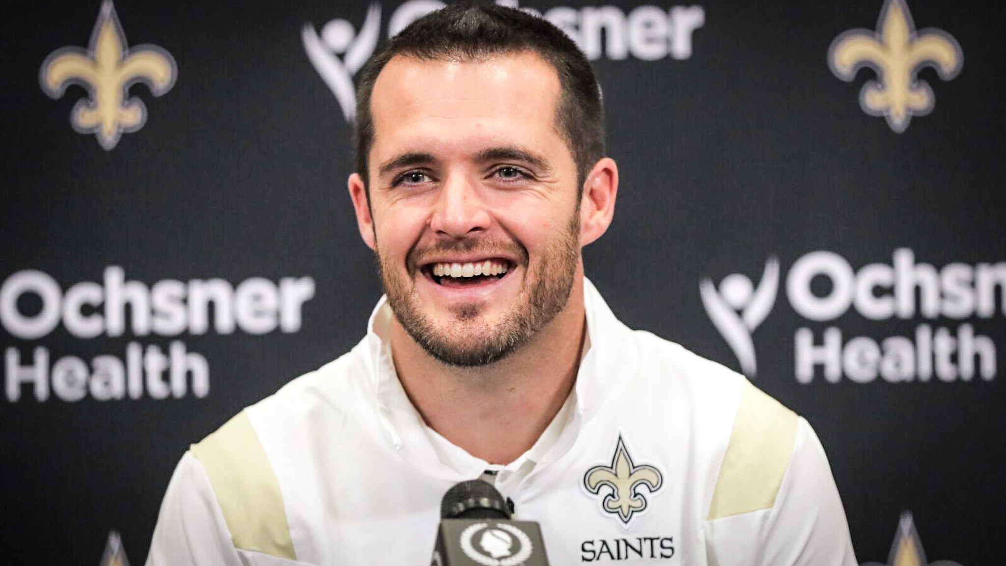 "Derek Carr Retires: Reflecting on a Storied Career and the Saints' Next Chapter"